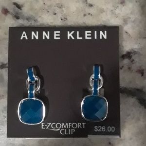 Anne klein earrings